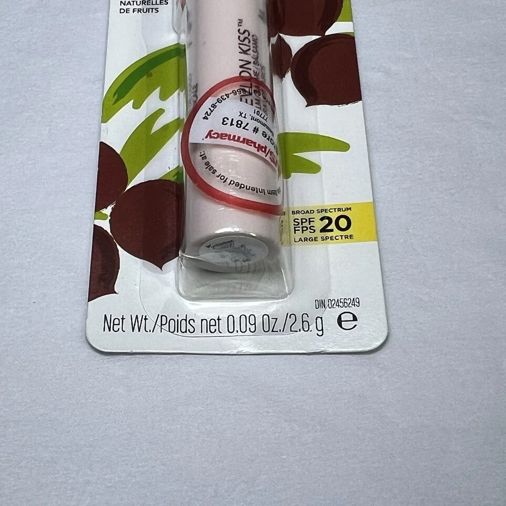 Revlon Kiss Lip Balm SPF 20 Lasting Hydration - 010 Tropical Coconut -‎ NEW